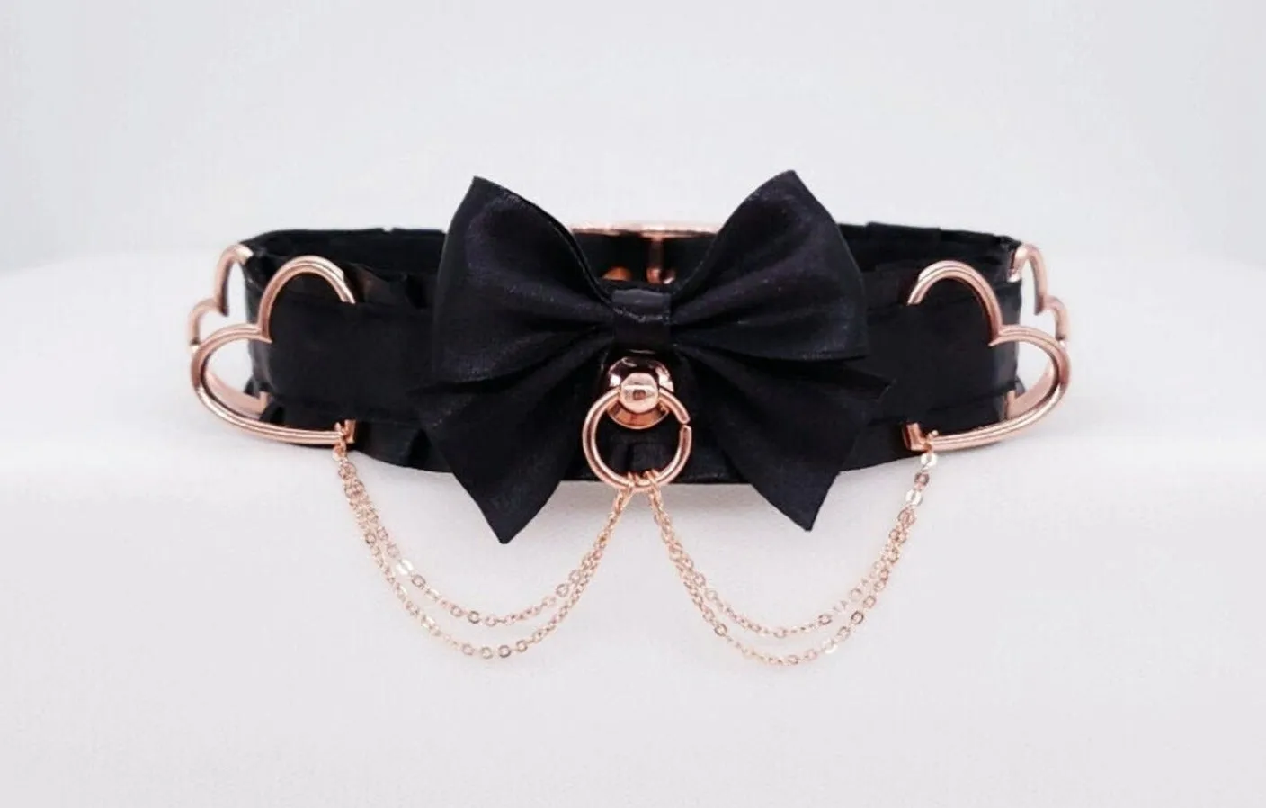 Black and Rose Gold Heart Collar