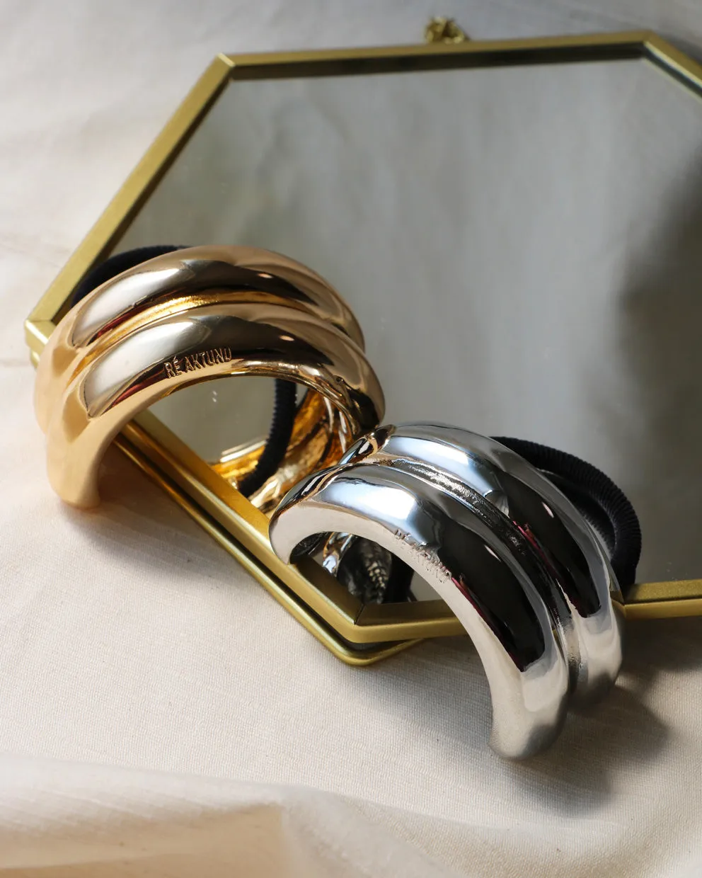 Double Gold Metal Ring Pony