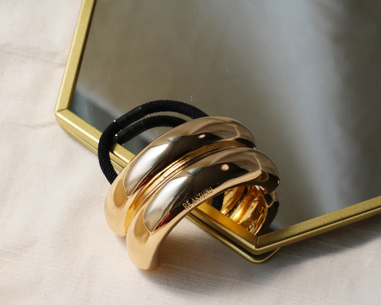 Double Gold Metal Ring Pony