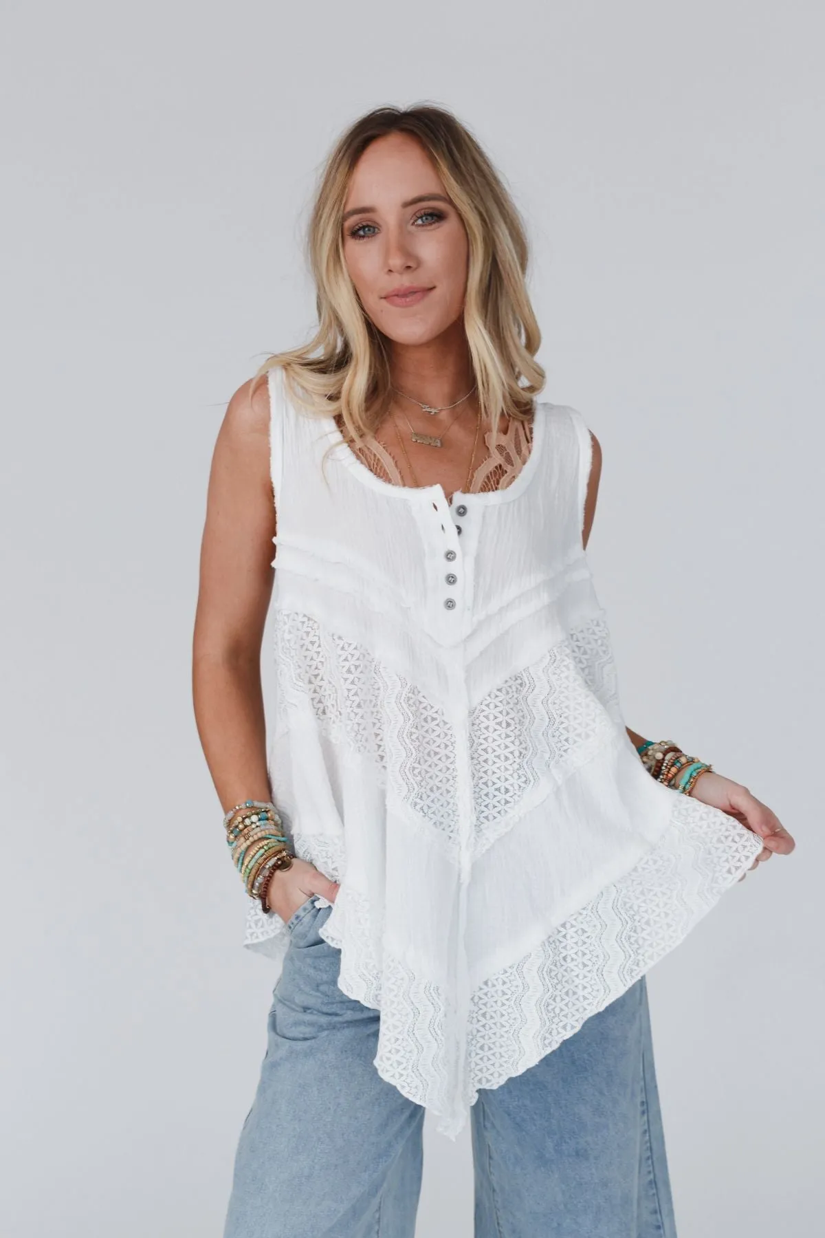 Melbourne Sleeveless Lace Top - Ivory