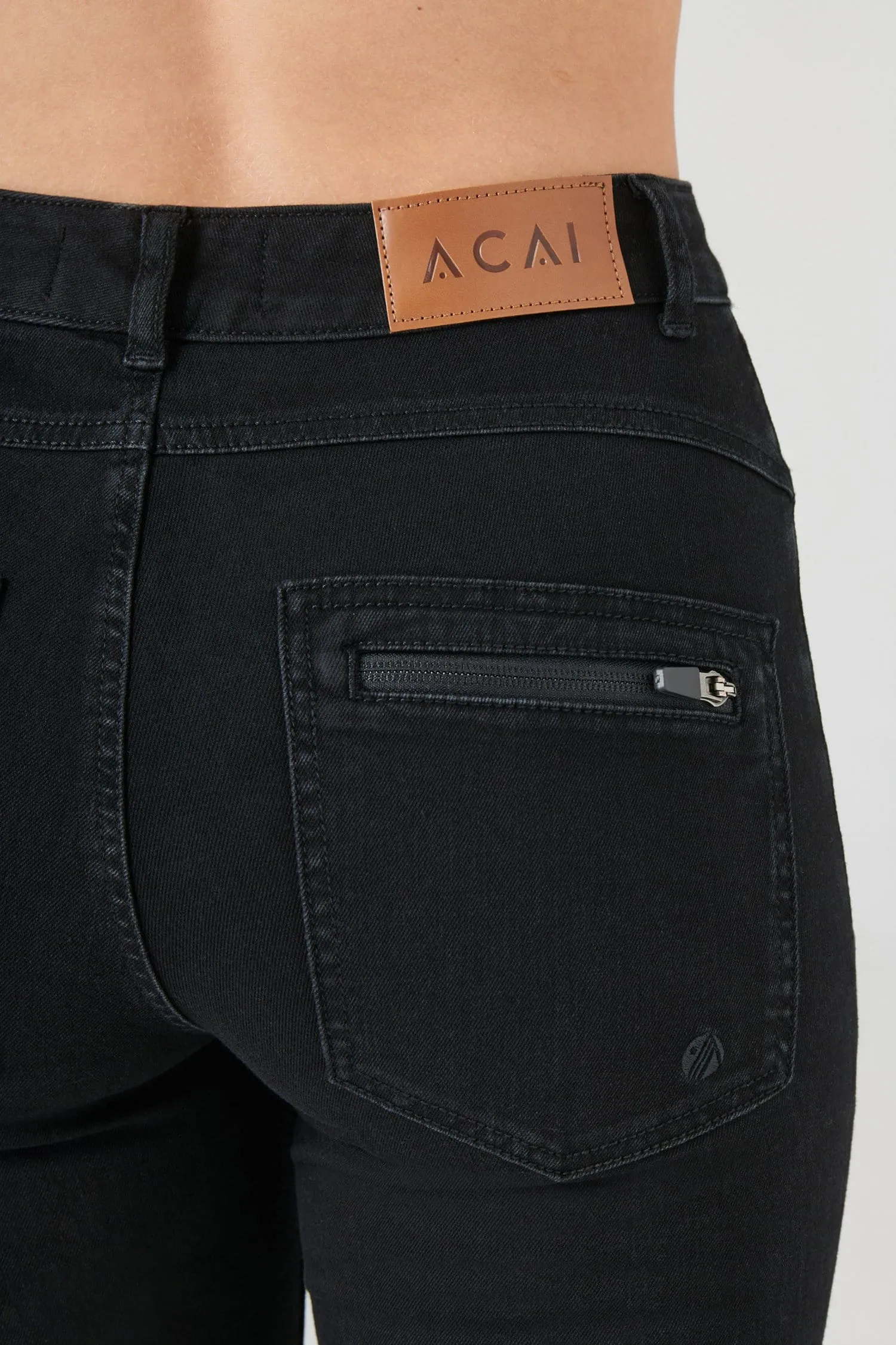 The Skinny Outdoor Jeans - Black Denim